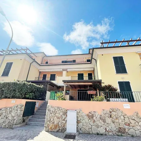 Apartman Laureliving Holiday Home Padule Vista La Maddalena